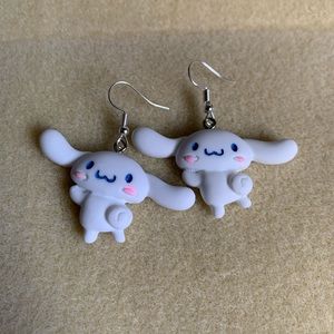 🎉HP🎉 *3 for $20* Sanrio Cinnamoroll Earrings